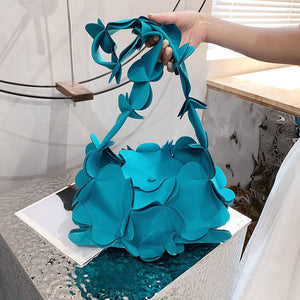 Mori Three-Dimensional Petal Bag